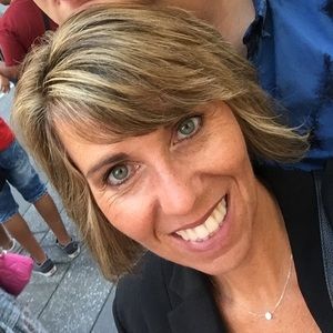 Meet your Posher, Stacy